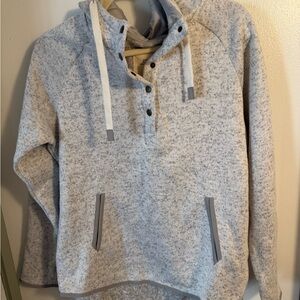 NWT Women’s grey sweater with hood